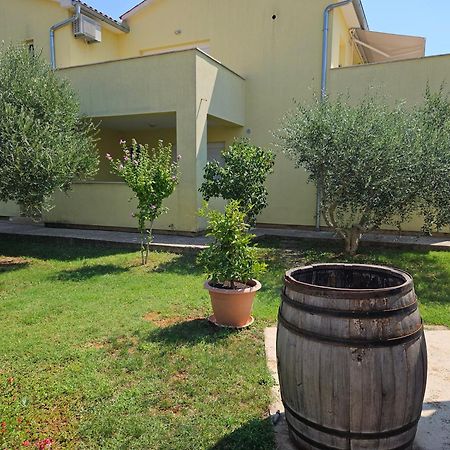 Apartmani Prodan 2 Fažana Buitenkant foto