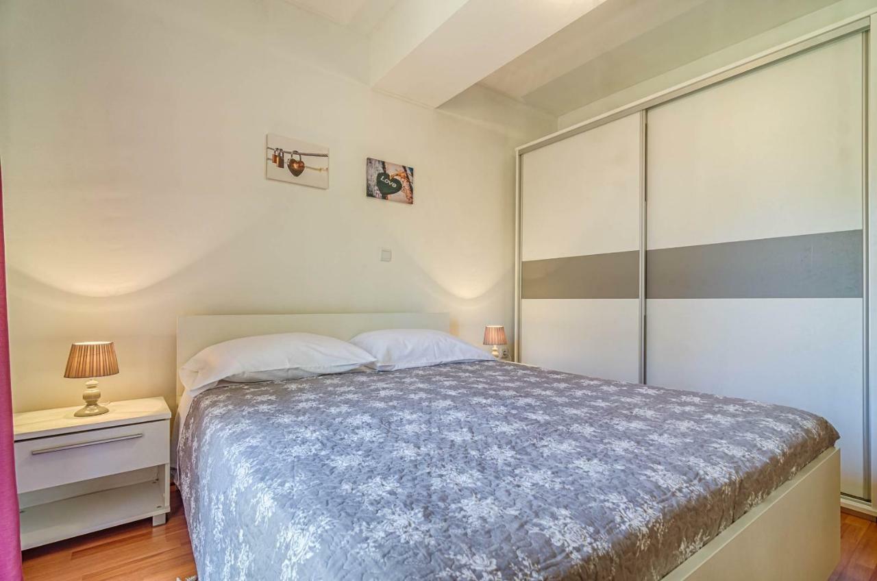 Apartmani Prodan 2 Fažana Buitenkant foto