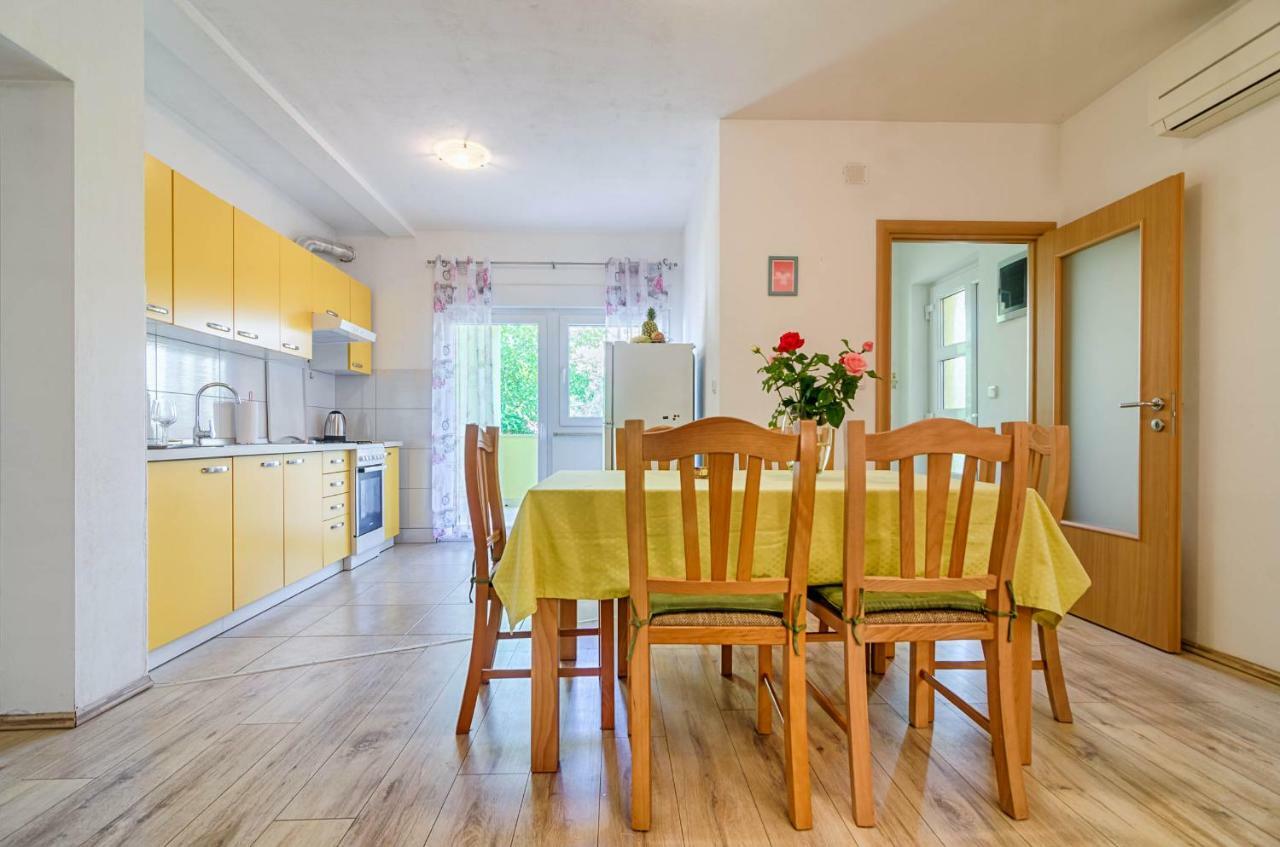 Apartmani Prodan 2 Fažana Buitenkant foto